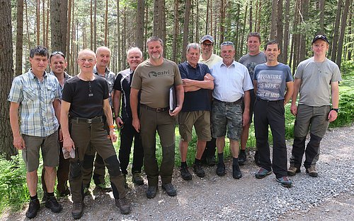 Gruppenbild beim Waldhoangart in Tarrenz