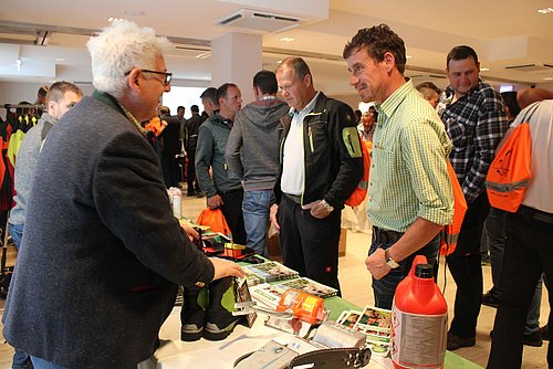 Rege Holzgespräche bei der Fachausstellung „Forum Wald“