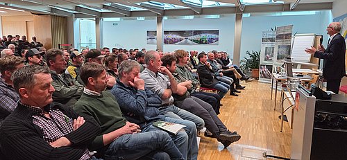 Landeshauptmann Anton Mattle bei seiner Ansprache